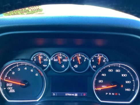 Used 2021 Chevrolet Silverado 1500 LT Trail Boss w/ Convenience Package II image 10