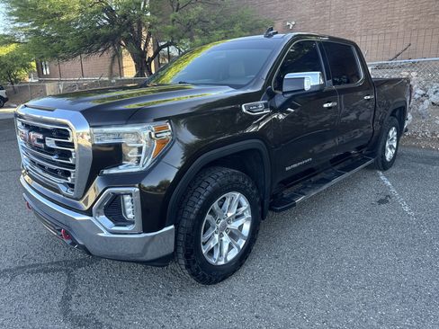 Used 2019 GMC Sierra 1500 SLT w/ SLT Premium Package AWD/4WD image 3