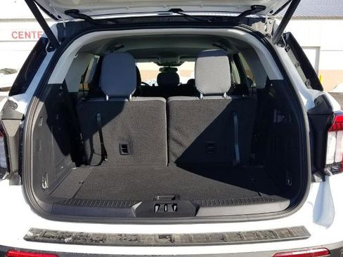 Certified 2025 Ford Explorer Active image 4