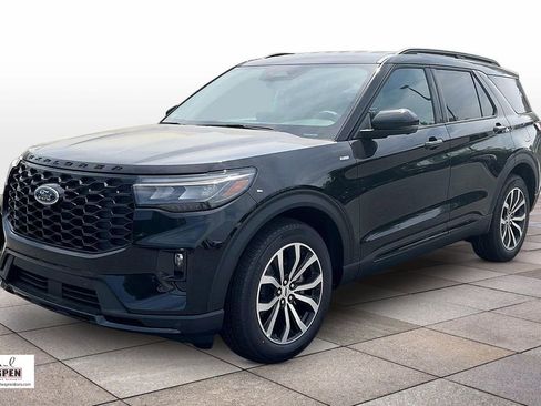 New 2026 Ford Explorer ST-Line RWD image 2