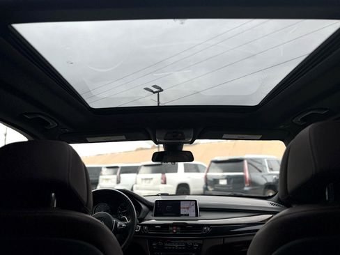 Used 2018 BMW X5 xDrive50i image 21
