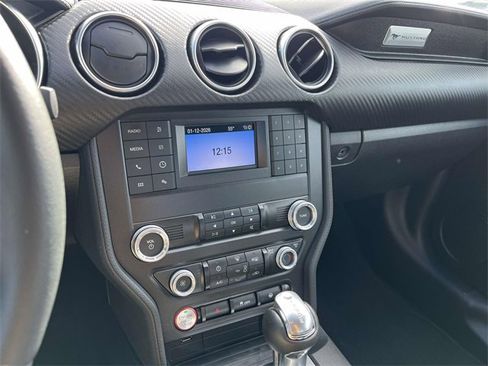 Used 2019 Ford Mustang EcoBoost image 23