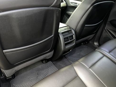 Certified 2024 Cadillac XT5 Luxury image 27