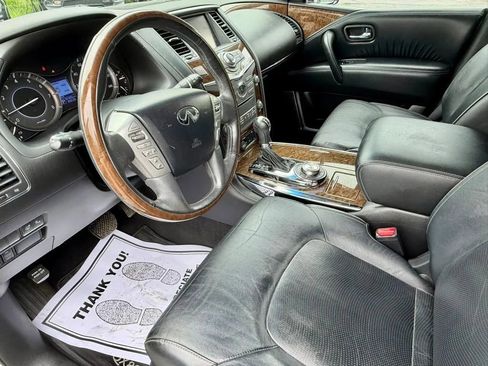 Used 2016 INFINITI QX80 4WD w/ 22" Wheel Package image 2