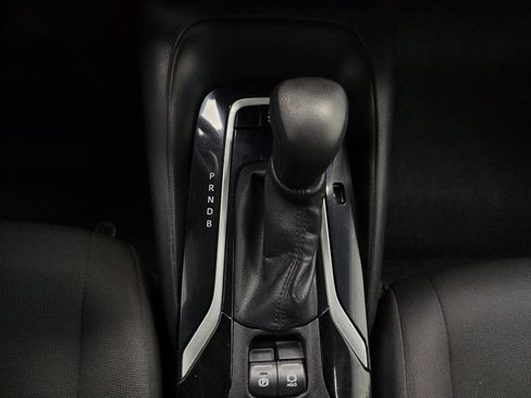 Used 2020 Toyota Corolla LE image 26