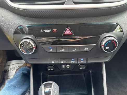 Used 2019 Hyundai Tucson SE AWD/4WD image 21