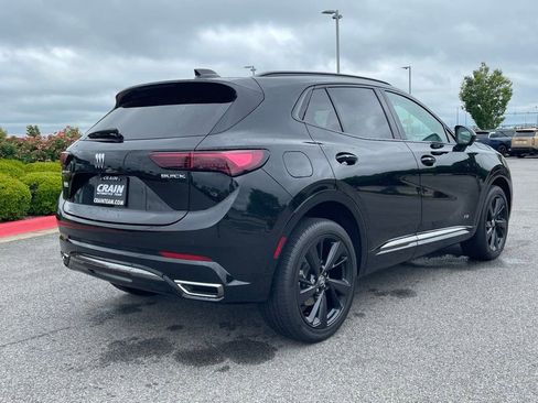 Used 2025 Buick Envision Sport Touring AWD/4WD image 9