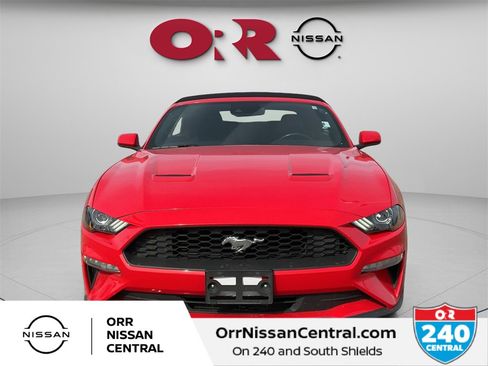 Used 2023 Ford Mustang Premium image 2