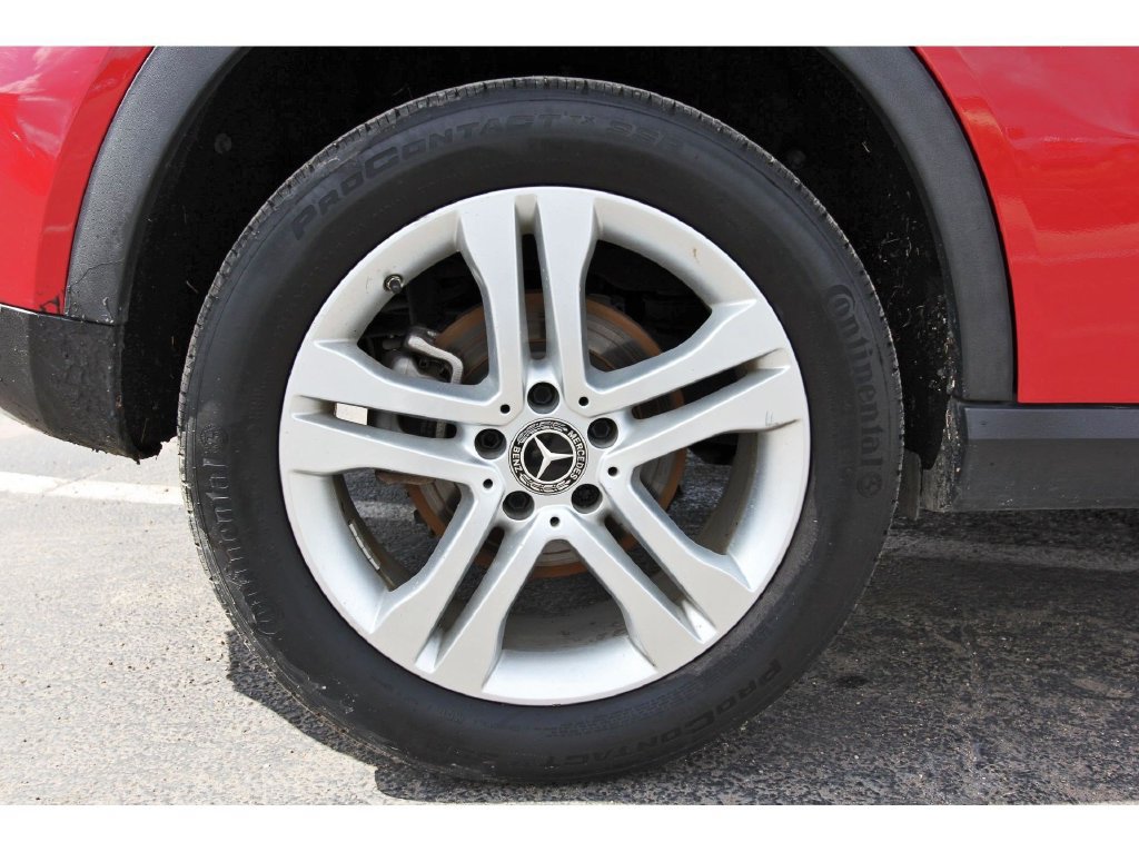 Used 2018 Mercedes-Benz GLA 250 w/ Premium Package image 36