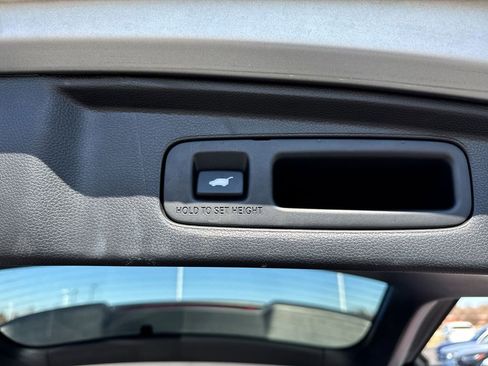 Used 2025 Honda CR-V EX-L image 26