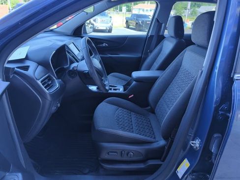 Used 2024 Chevrolet Equinox LT FWD image 11