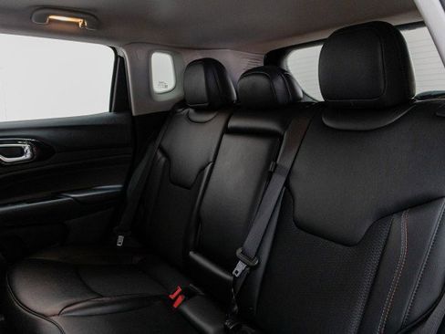 Used 2022 Jeep Compass Trailhawk w/ Trailhawk Convenience Group image 22