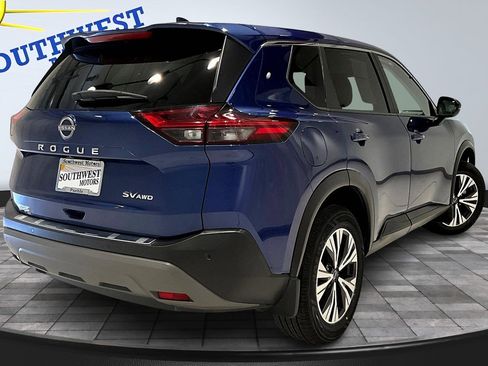 Used 2023 Nissan Rogue SV image 6