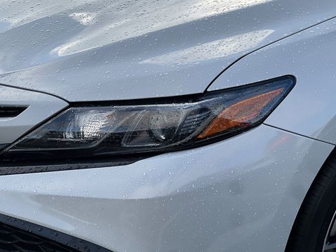 Used 2022 Toyota Camry SE image 51