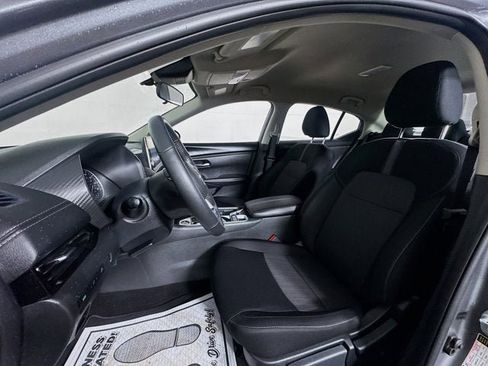 Certified 2025 Nissan Sentra SV w/ All-Weather Package image 19