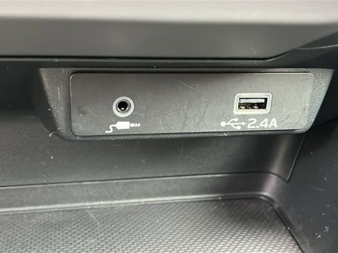 Used 2024 Subaru Crosstrek 2.0i image 19
