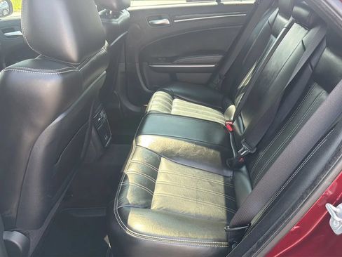 Used 2022 Chrysler 300 S RWD image 10
