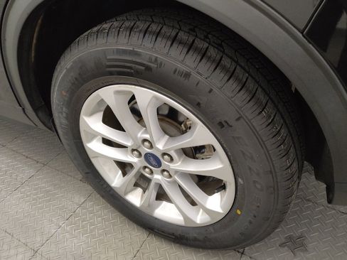 Used 2020 Ford Escape S FWD image 31