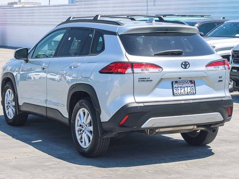 Certified 2023 Toyota Corolla Cross LE w/ Black Badges Package (TMS) AWD/4WD image 7