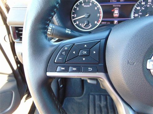 Used 2024 Nissan Sentra SV w/ All-Weather Package image 18