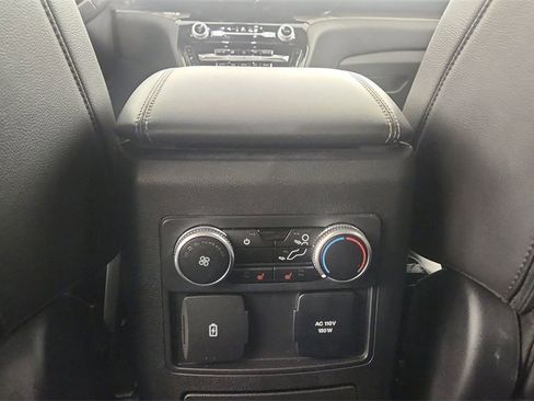 Used 2022 Ford Explorer Limited w/ Equipment Group 301A image 25