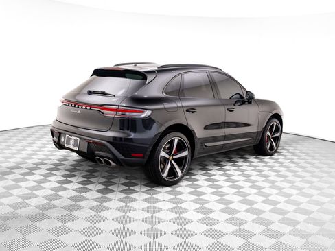 Certified 2022 Porsche Macan S w/ Premium Package Plus image 8