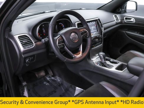 Used 2018 Jeep Grand Cherokee Altitude image 5