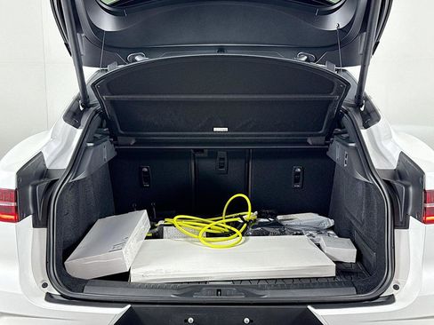 New 2024 Jaguar I-PACE R-Dynamic HSE image 25