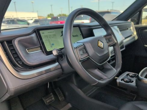 Used 2025 Rivian R1T Adventure Dual AWD/4WD image 14