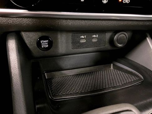 Used 2024 Nissan Rogue S AWD/4WD image 26