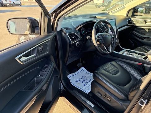 Used 2024 Ford Edge Titanium image 21
