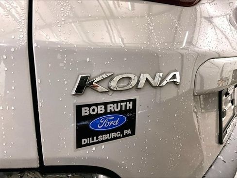 Used 2023 Hyundai Kona SEL AWD/4WD image 13