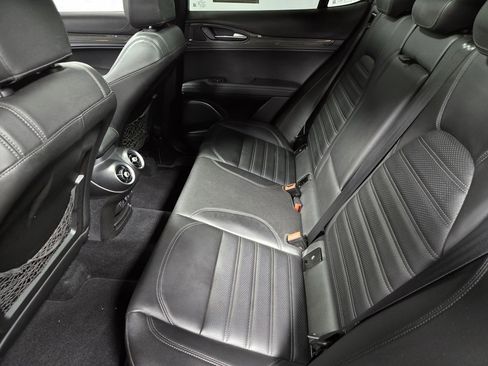 Used 2022 Alfa Romeo Stelvio Quadrifoglio w/ Active Assist Plus Package image 33