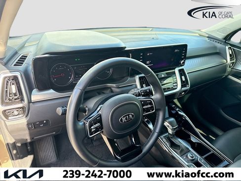 Certified 2021 Kia Sorento SX image 27