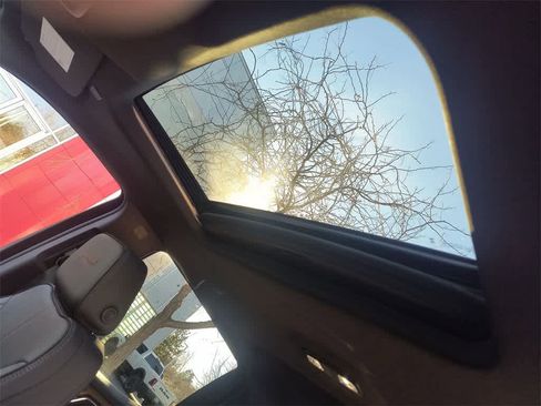 Used 2024 Chevrolet Silverado 1500 High Country w/ Technology Package image 22