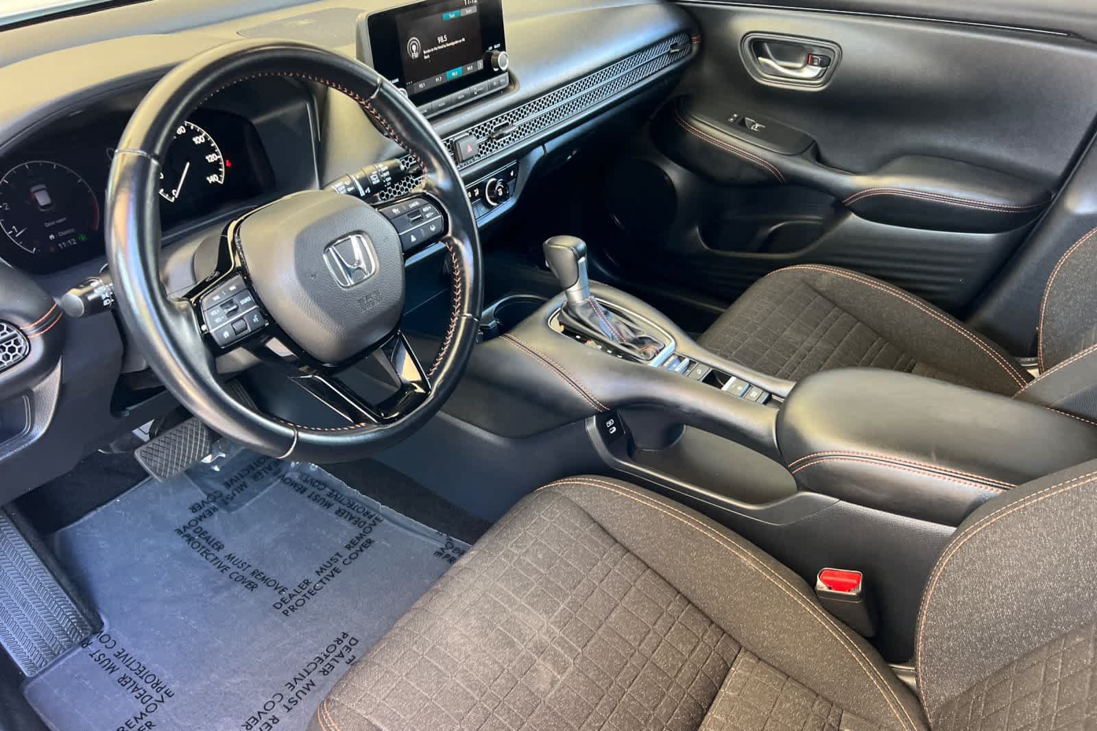 Used 2025 Honda HR-V Sport image 11