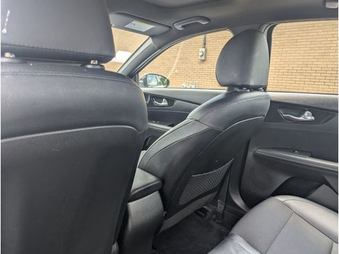 Used 2023 Kia Forte GT-Line w/ GT-Line Premium Package FWD image 11