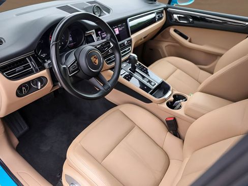 Used 2022 Porsche Macan image 10