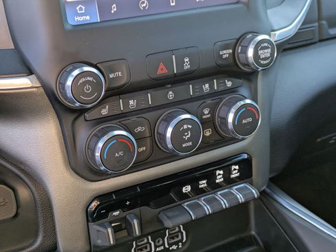 Used 2022 RAM 3500 Laramie w/ Night Edition image 26