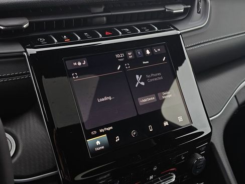 New 2025 Jeep Grand Cherokee L Altitude image 23