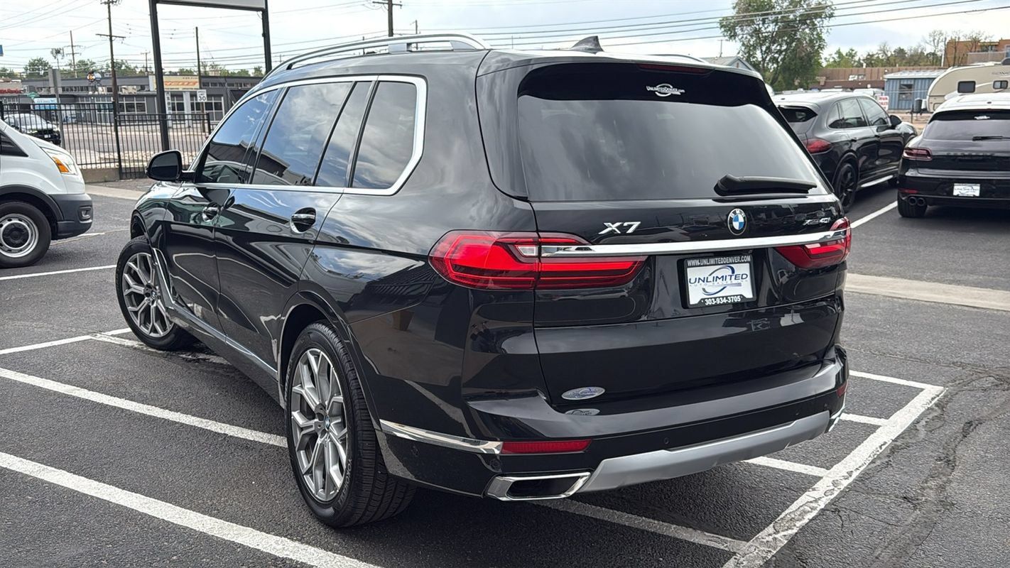 Used 2019 BMW X7 xDrive40i w/ Premium Package AWD/4WD image 5