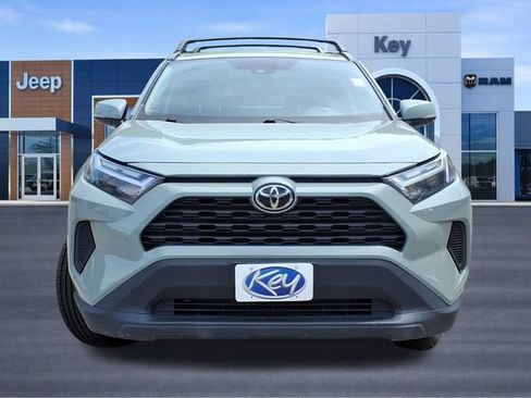 Used 2022 Toyota RAV4 XLE w/ Convenience Package AWD/4WD image 7