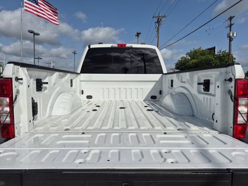 Used 2022 Ford F250 Lariat w/ Lariat Ultimate Package AWD/4WD image 24