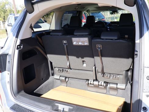 New 2026 Honda Odyssey EX-L image 12
