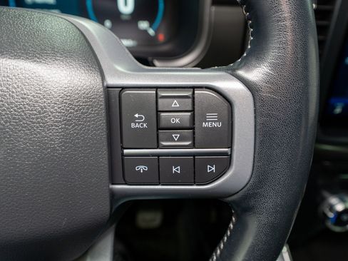 Used 2022 Ford F150 Lariat w/ Equipment Group 502A High image 34