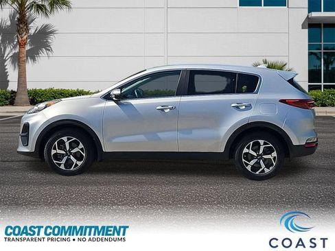 Used 2021 Kia Sportage LX w/ LX Fwd Popular Package image 9
