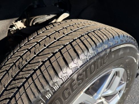 Used 2024 GMC Sierra 1500 SLT w/ SLT Premium Package image 49