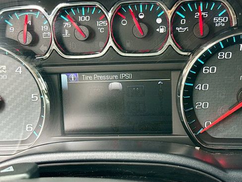 Used 2018 GMC Sierra 1500 SLT w/ All-Terrain Package AWD/4WD image 13