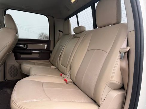 Used 2018 RAM 2500 Laramie w/ Snow Chief Group AWD/4WD image 11