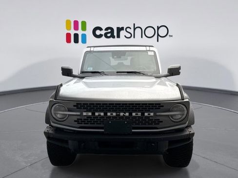 Used 2024 Ford Bronco Badlands image 8